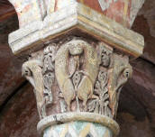 Chapiteau Sainte-Radegonde 1433